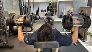 【大府パーソナルジム】5月の結婚式へ|スーツが似合う体づくり